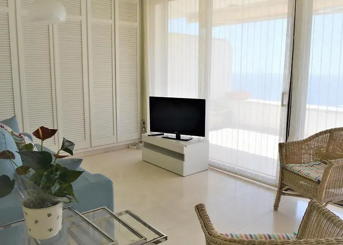 Les Oliveres Апартаменты *